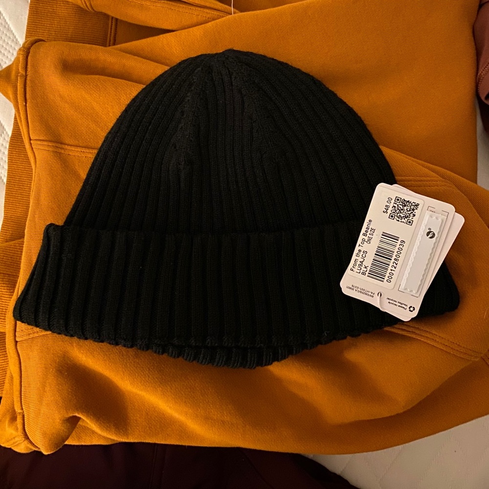 Lululemon From the Top Beanie NWT